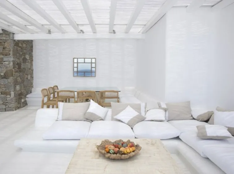 livingroom white