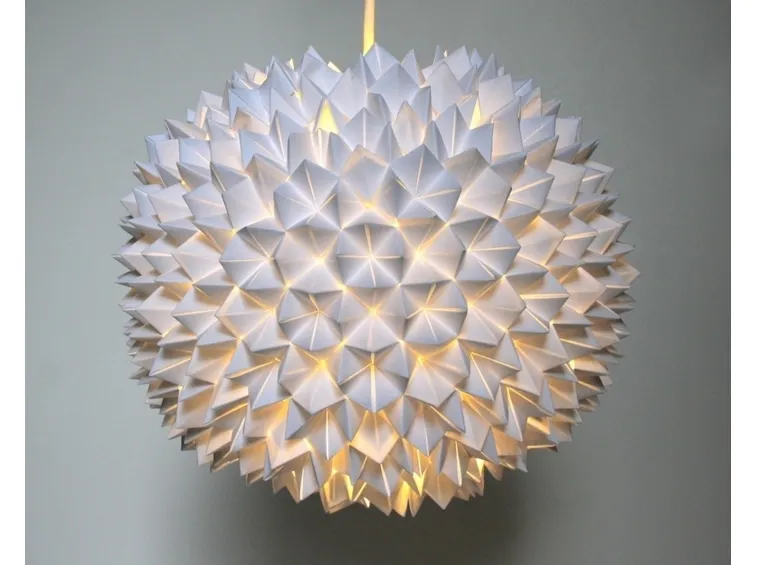esempio di lampada in carta