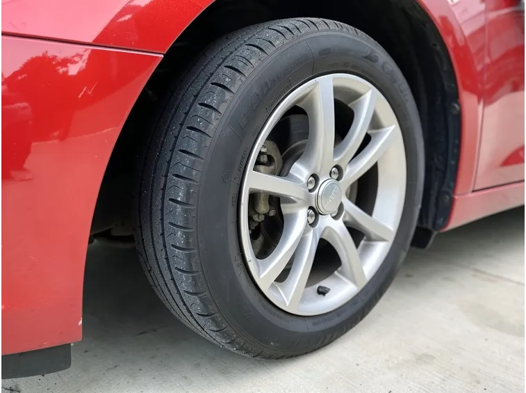 regolare pressione gomme