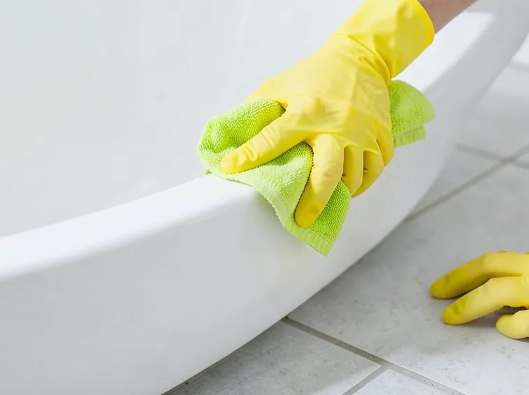 pulire con aceto bianco