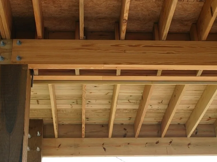 tetto in legno lamellare