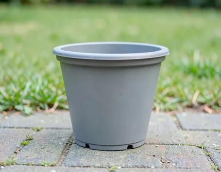 Alcune note sui vasi da giardino in plastica