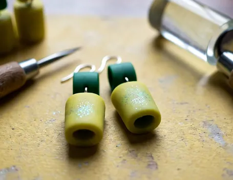 Come realizzare orecchini in fimo parte 4
